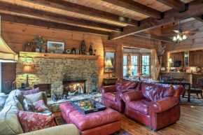 TimberWood Lodge Cabin with Hot Tub, Game Room